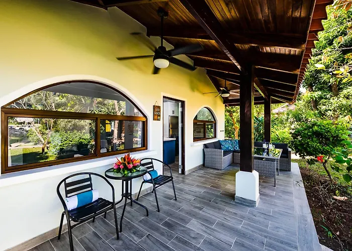 Jungle Villa, Pool, Private Patio & Concierge Сasa de vacaciones Potrero (Guanacaste)
